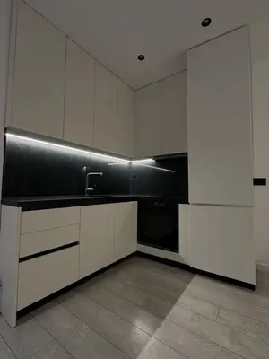 Appartamento 2+1 in vendita a Lungomare, Valona, 99 m². Foto 2 di 6