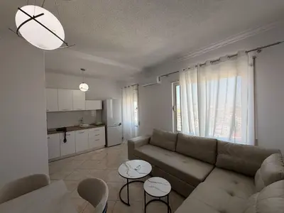 Apartment 1+1 for sale in Plazhi Rrota e Kuqe, Durrës, 65 m². Photo 2 of 7