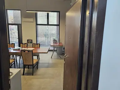 Negozio in vendita a Jordan Misja, Tirana, 69 m². Foto 5 di 6