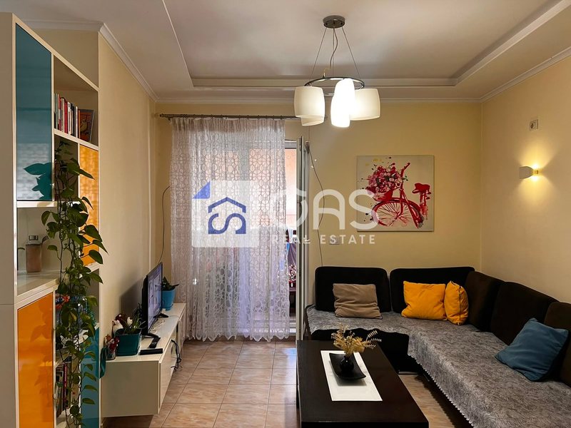 Apartament 2+1 në shitje në Kompleksi Magnet, Tiranë, 94 m². Foto 2 nga 9