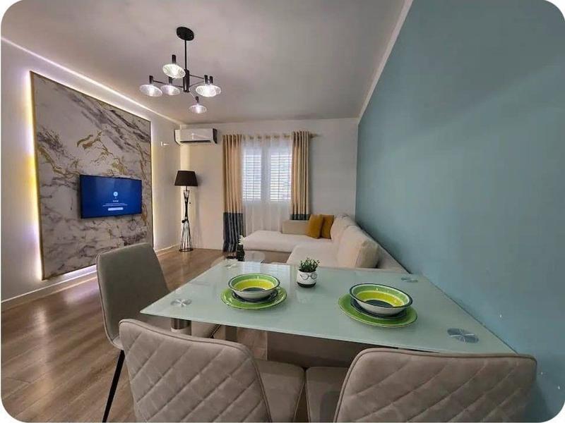 Apartment 1+1 for rent in Sheshi Willson, Tirana, 60 m²