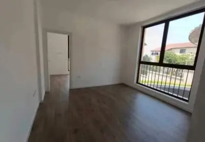Vilë me qera në Rruga e Elbasanit, Tiranë, 360 m². Foto 7 nga 12