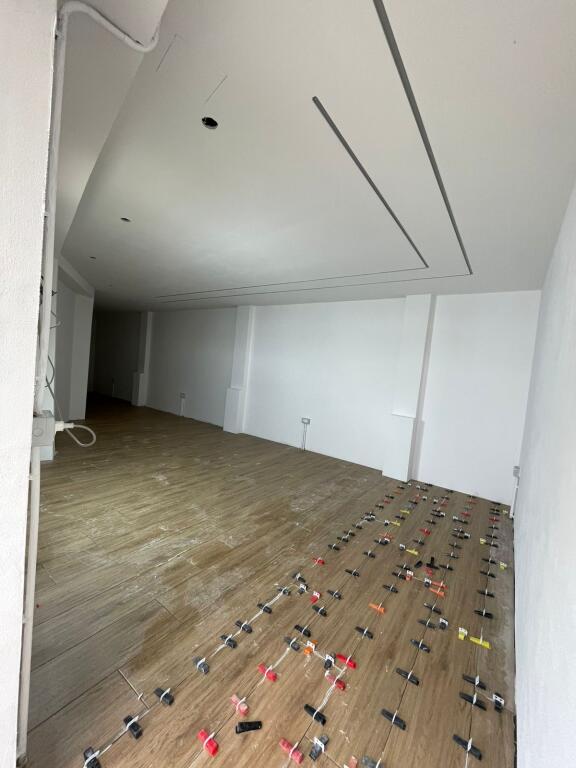 Magazinë në shitje në Sukth, Durrës, 1 200 m². Foto 5 nga 12