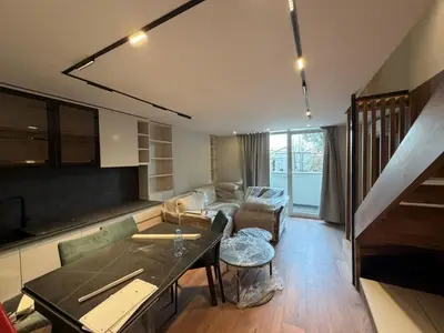Apartament 1+1 në shitje në Pallati me Shigjeta, Tiranë, 96 m². Foto 2 nga 6