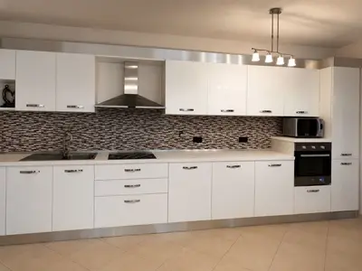 Apartment 2+1 for rent in Rruga Frosina Plaku, Tirana, 100 m². Photo 2 of 3