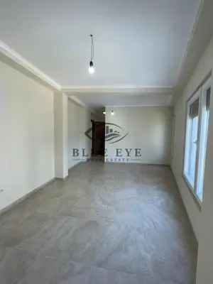 Commercial space for rent in Qendër, Durrës, 70 m². Photo 3 of 5