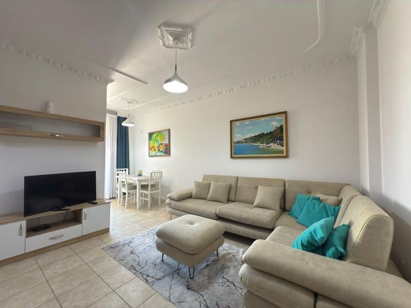 Appartamento 1+1 in vendita a Rruga Gjergj Kastrioti, Valona, 66 m²