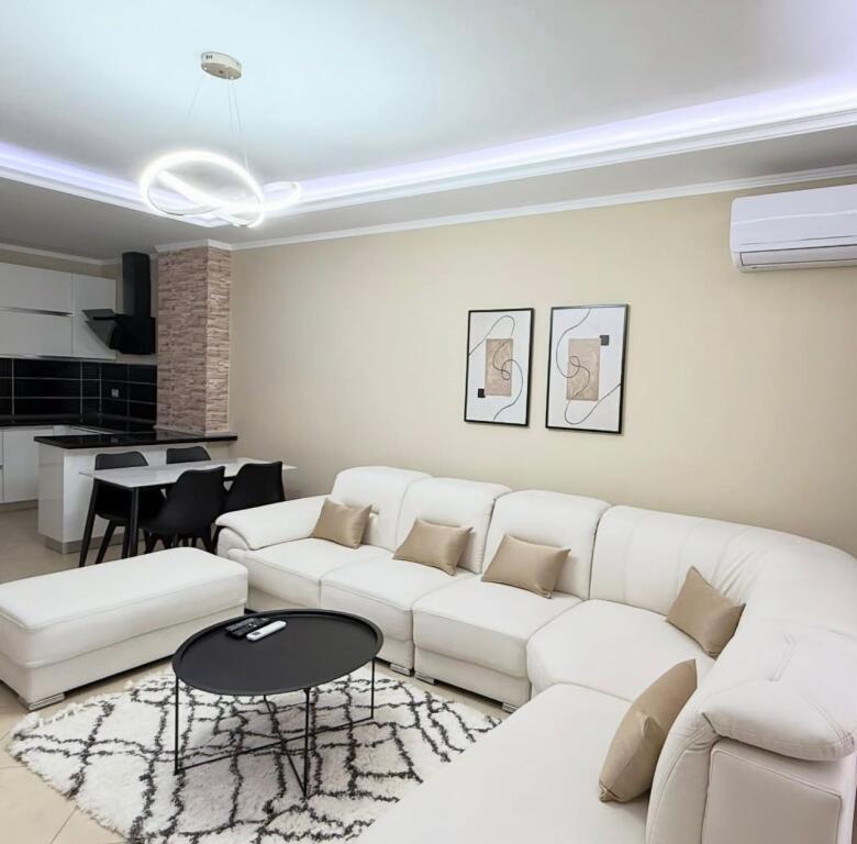 Apartament 2+1 me qera në Ujësjellës Kanalizime, Durrës, 70 m². Foto 2 nga 7