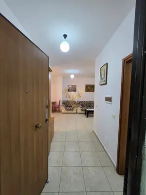Apartament 1+1 me qera në Bulevardi Zogu I, Tiranë, 54 m². Foto 3 nga 8