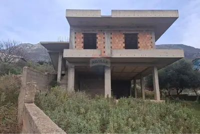 Shtëpi private në shitje në Tragjas, Vlorë, 228 m². Foto 4 nga 12