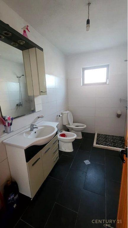 Vilë në shitje në Ish frigoriveri, Tiranë, 217 m². Foto 3 nga 8
