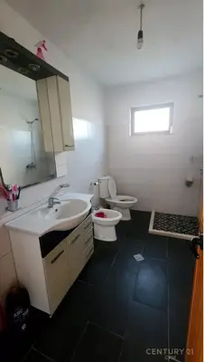 Villa for sale in Frigoriferi, Tirana, 217 m². Photo 3 of 8