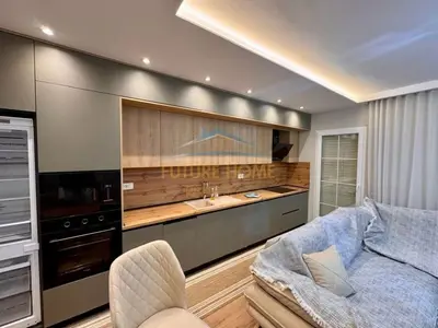 Apartament 2+1 me qera në Sheshi Skënderbej, Tiranë, 87 m². Foto 2 nga 6