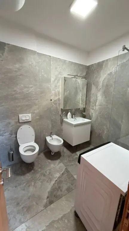 Appartamento 2+1 in vendita a Tirana, 105 m²