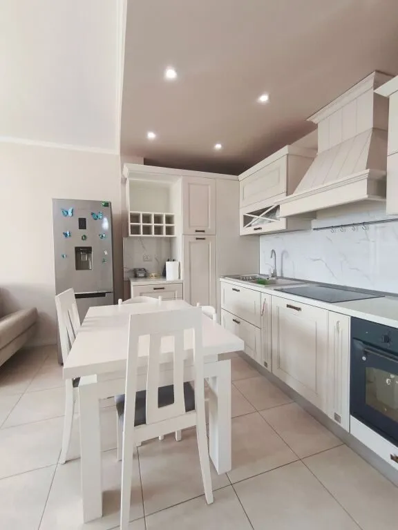 Apartment 2+1 for rent in Qendër, Durrës, 95 m². Photo 1 of 11