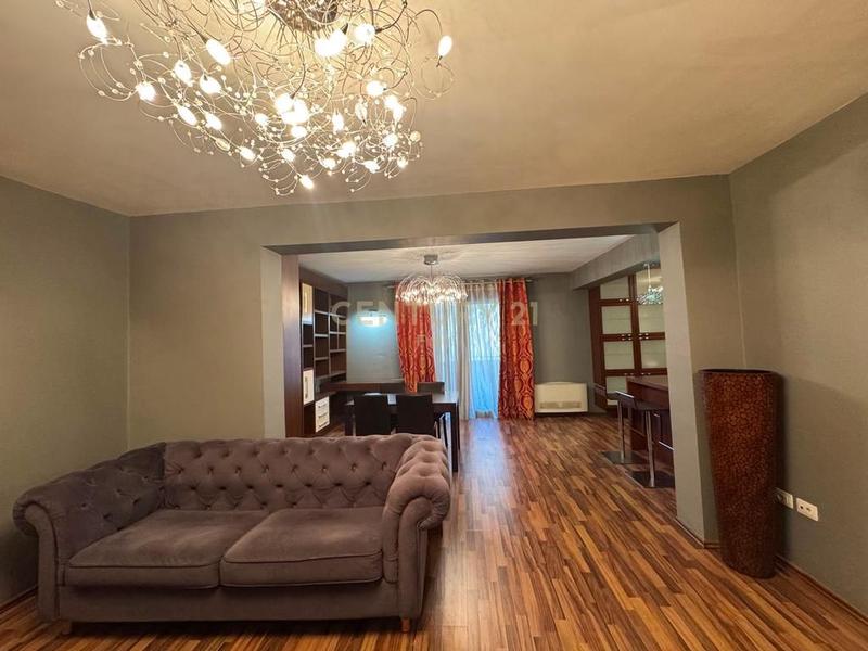 Apartament 2+1 në shitje në Oxhaku, Tiranë, 122 m². Foto 5 nga 7