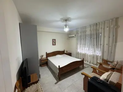 Appartamento 1+1 in affitto a Rruga e Dibrës, Tirana, 70 m². Foto 4 di 6