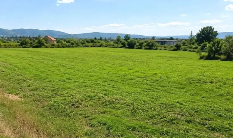 Tokë në shitje në Gropaj, Tiranë, 1 000 m²