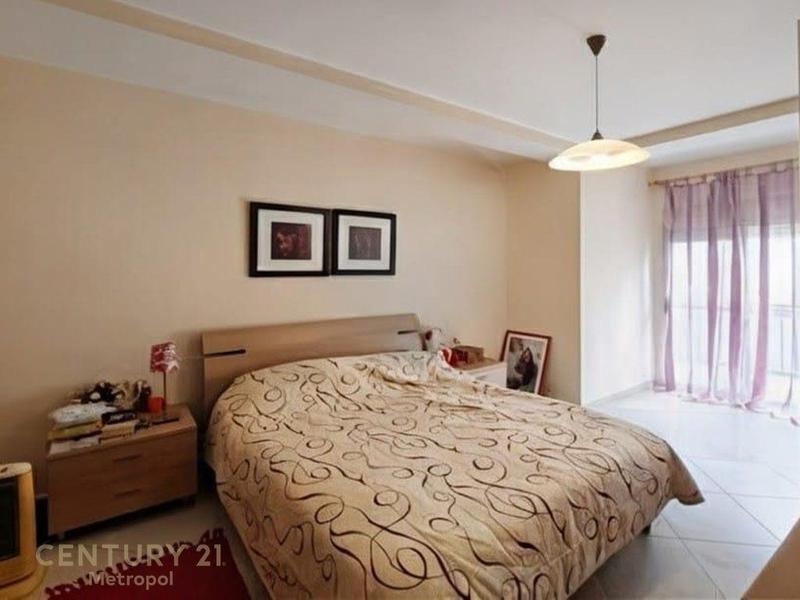 Apartament 2+1 me qera në Rruga Margarita Tutulani, Tiranë, 115 m²