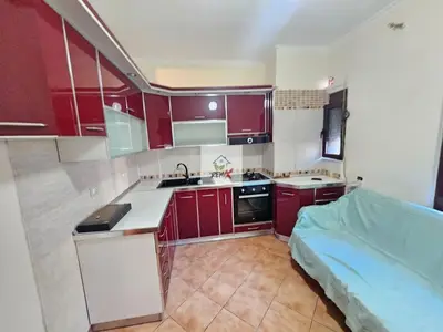 Apartament 2+1 në shitje në Rruga Mujo Ulqinaku, Durrës, 77 m². Foto 11 nga 12