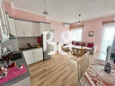 Appartamento 2+1 in vendita a Rruga e Vilave, Pogradec, 73 m². Foto 3 di 12