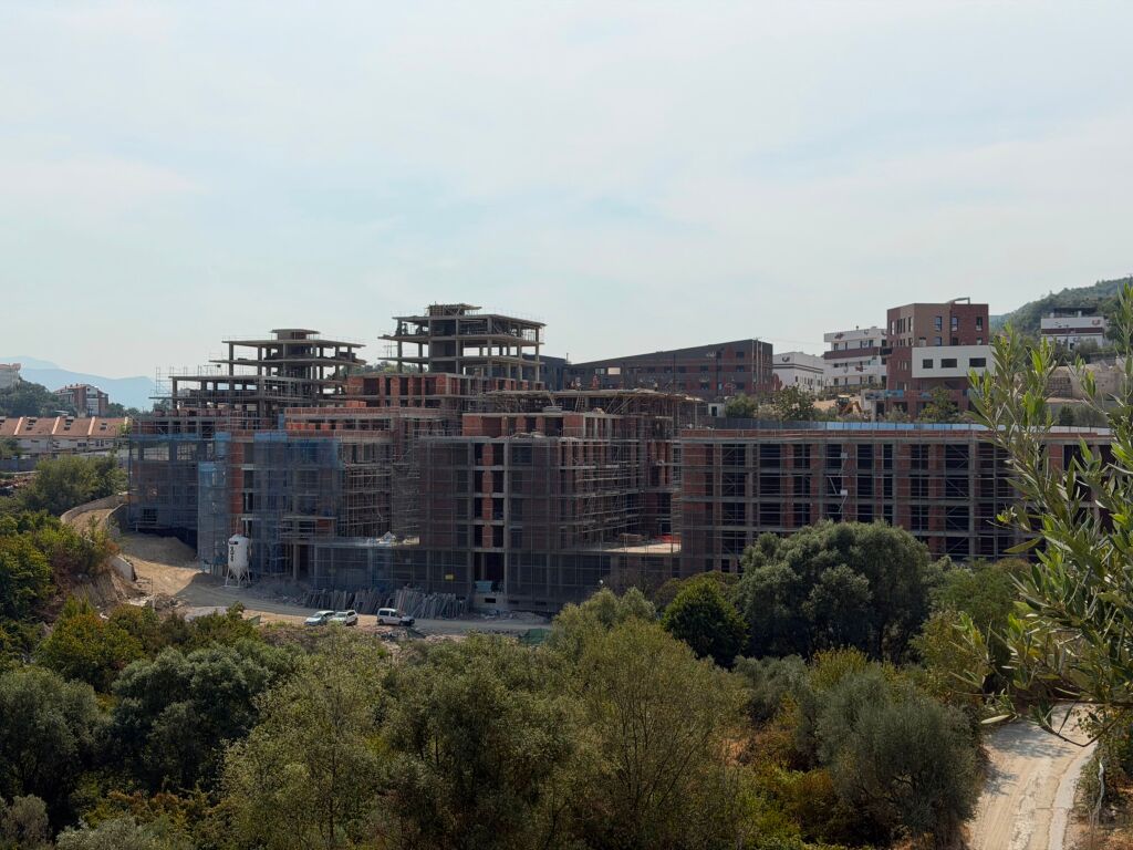 Appartamento 1+1 in vendita a Kodra e Diellit, Tirana, 63 m². Foto 2 di 2