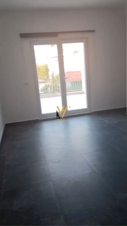 Zyrë me qera në Zogu i Zi, Tiranë, 145 m²