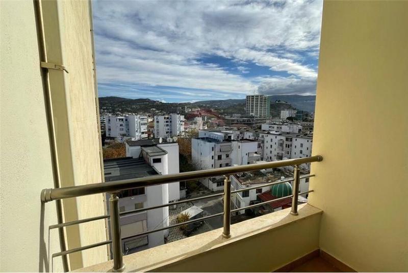 Apartament 1+1 me qera në Rruga Demokracia, Vlorë, 65 m². Foto 10 nga 11