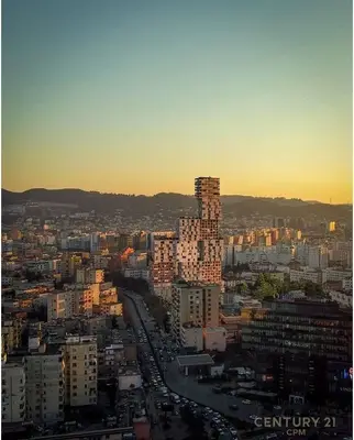 Apartament 3+1 në shitje në Universiteti i Sporteve të Tiranës, Tiranë, 151 m². Foto 3 nga 8