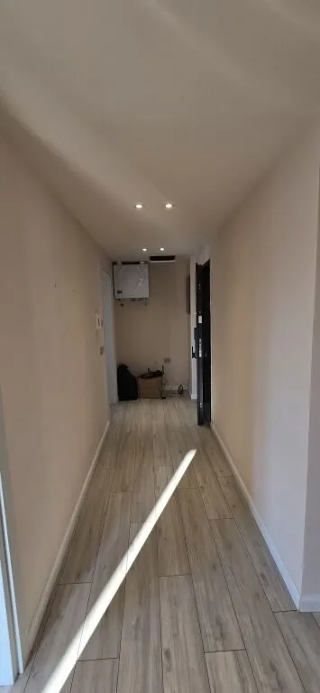Zyrë me qera në Rruga Mihal Duri, Tiranë, 100 m². Foto 1 nga 6