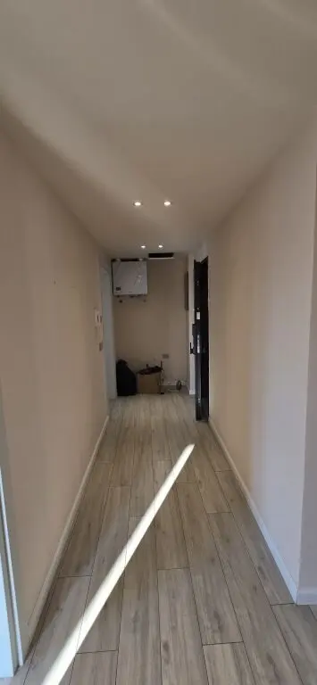 Ufficio in affitto a Rruga Mihal Duri, Tirana, 100 m²