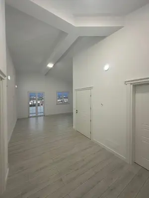 Villa in affitto a Mjull Bathore, Tirana, 500 m². Foto 4 di 10