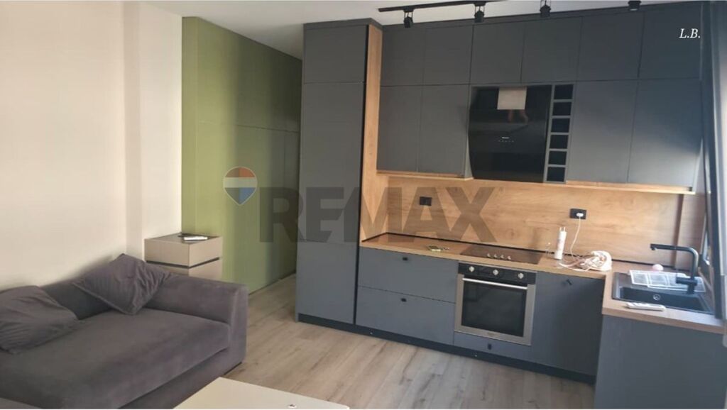 Apartment for sale in Liqeni i Thatë, Tirana, 68 m². Photo 2 of 3