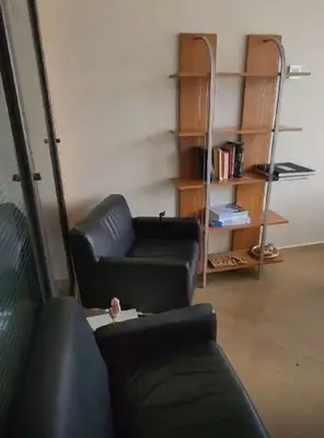 Ufficio in affitto a Bulevardi Deshmoret e Kombit, Tirana, 228 m². Foto 2 di 3