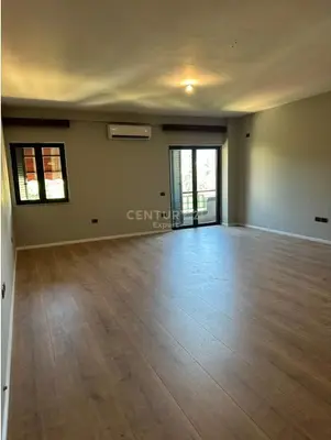 Ufficio in affitto a Rruga e Elbasanit, Tirana, 160 m². Foto 4 di 10