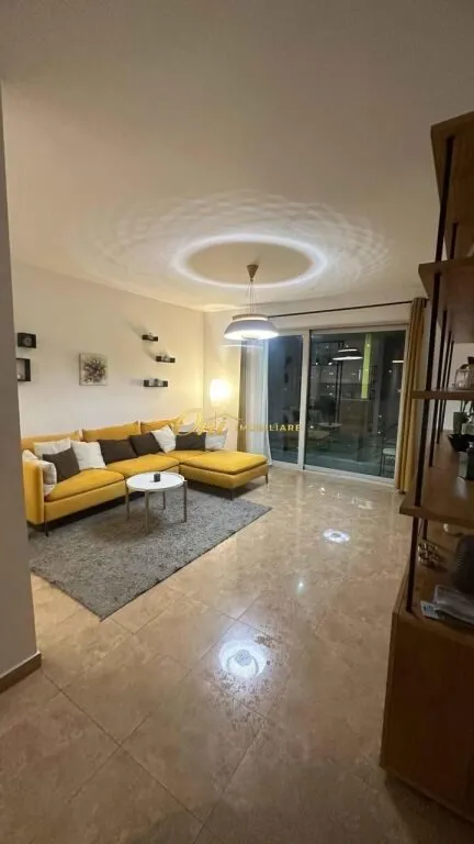 Appartamento 1+1 in affitto a Rruga Abdyl Frashëri, Tirana, 90 m². Foto 1 di 5