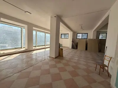 Commercial space for rent in Ministria e Jashtme, Tirana, 300 m². Photo 3 of 9