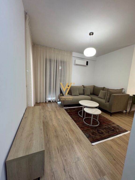 Apartament 1+1 me qera në 21 Dhjetori, Tiranë, 70 m²