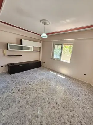 Apartament 2+1 në shitje në Pallati i Sportit Ramazan Njala, Durrës, 76 m². Foto 9 nga 12