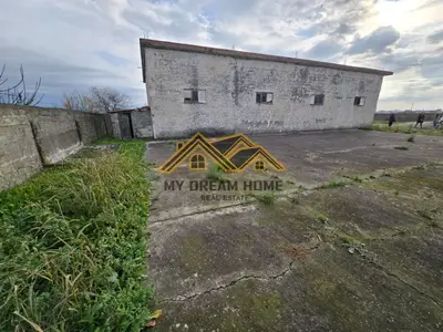 Warehouse for rent in Sukth, Durrës, 1,000 m². Photo 6 of 10