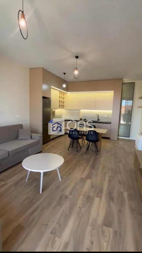 Appartamento 2+1 in affitto a Tirana, 117 m². Foto 1 di 7