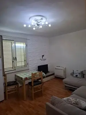 Appartamento 2+1 in affitto ad Oxhaku, Tirana, 95 m². Foto 1 di 6