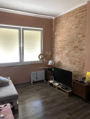 Apartament 2+1 në shitje në Fresku, Tiranë, 102 m². Foto 3 nga 6