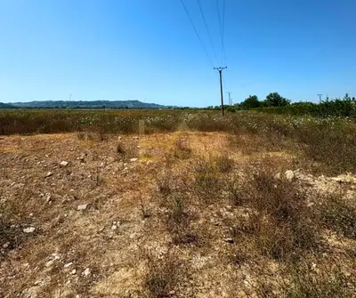 Tokë në shitje në Valias, Kamëz, 10 000 m². Foto 1 nga 8