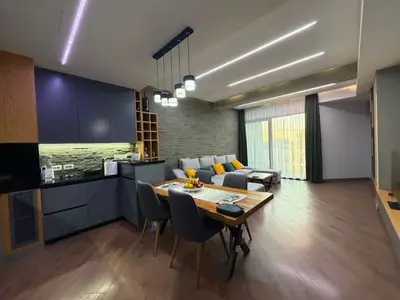 Apartament 2+1 në shitje në Square 21, Tiranë, 130 m². Foto 1 nga 9