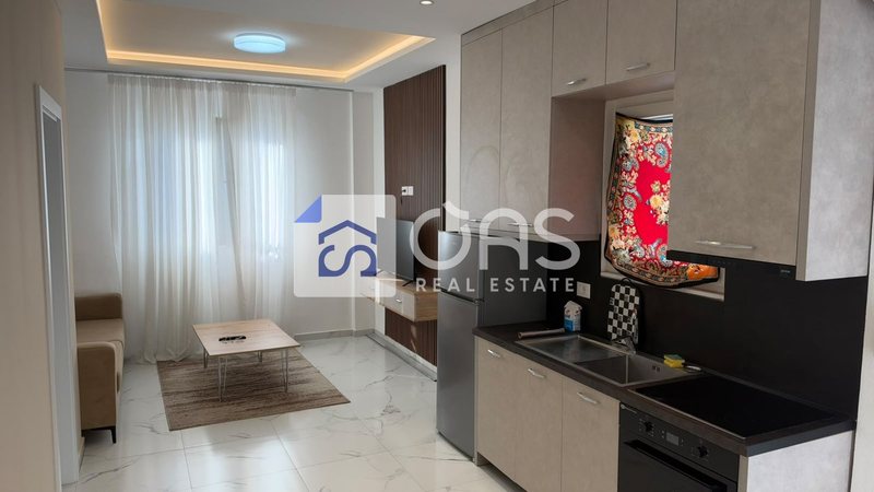 Appartamento 1+1 in affitto a 5 Maj, Tirana, 65 m²