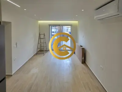 Appartamento 1+1 in vendita a Qendër, Saranda, 60 m². Foto 2 di 7