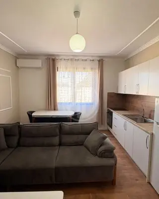 Appartamento 1+1 in affitto a Spitallë Qendër, Durazzo, 80 m². Foto 3 di 5