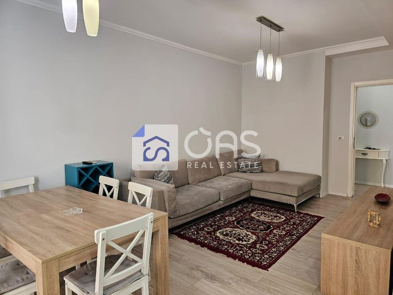 Apartament 2+1 me qera në Liqeni i Thatë, Tiranë, 120 m²