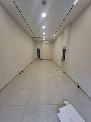 Ambient biznesi me qera në Lagjia 11 rruga Mustafa Veroshi, Durrës, 45 m². Foto 4 nga 6